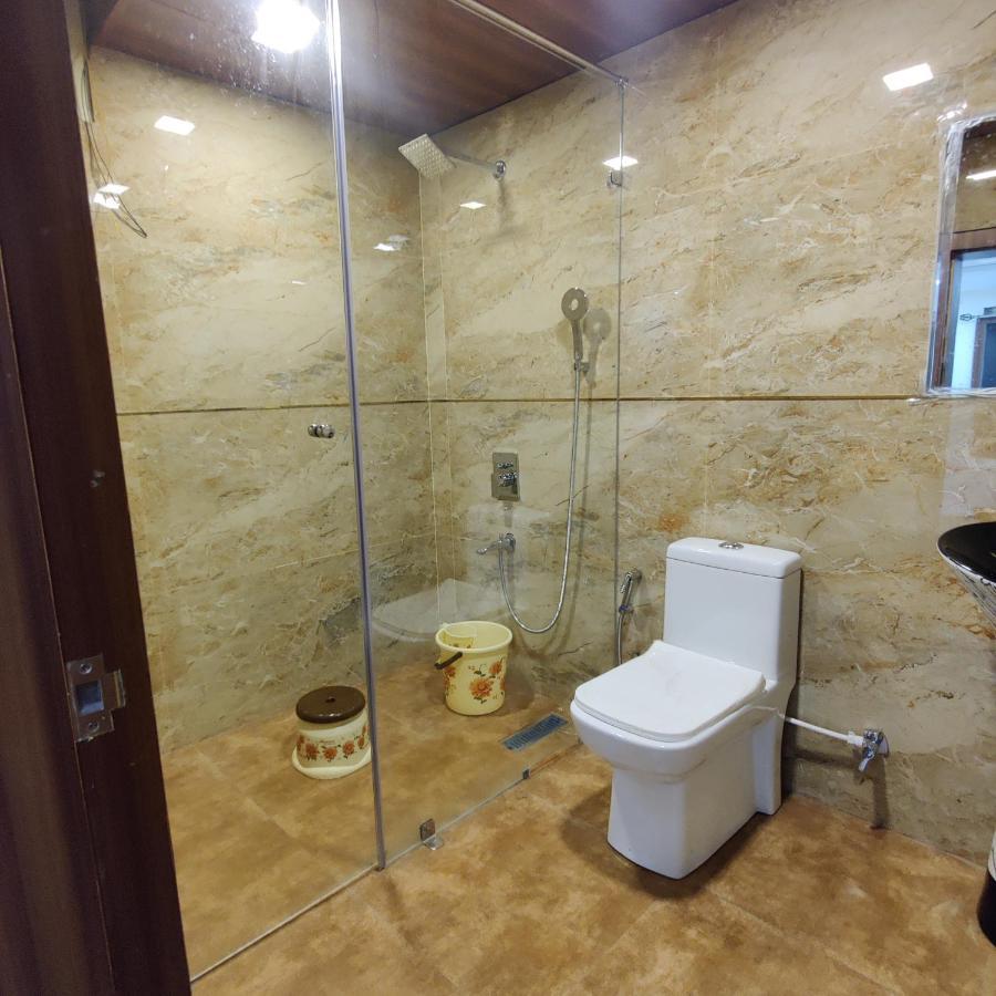 Hotel Shreeji Residency Pachmarhī Eksteriør billede