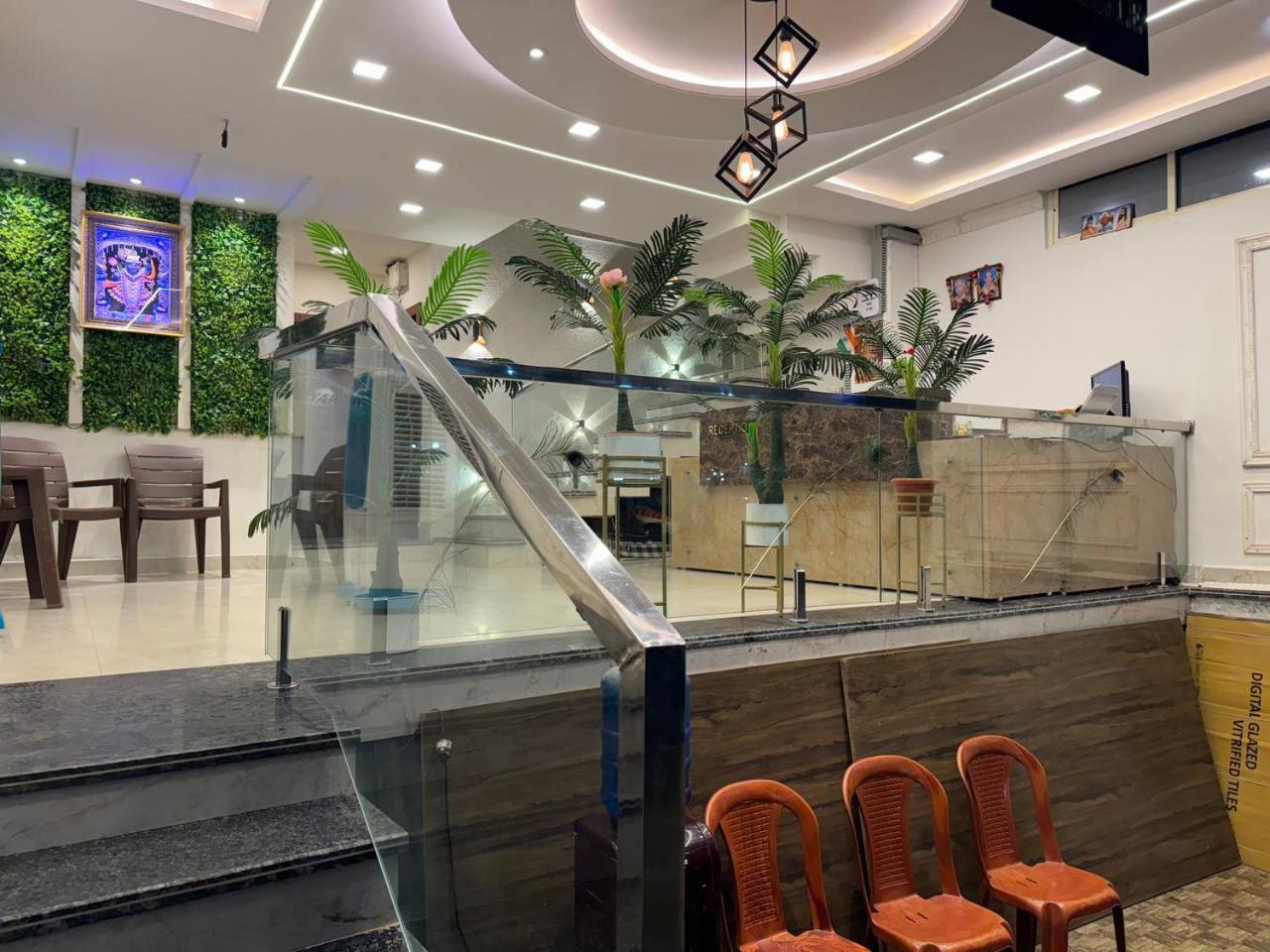 Hotel Shreeji Residency Pachmarhī Eksteriør billede