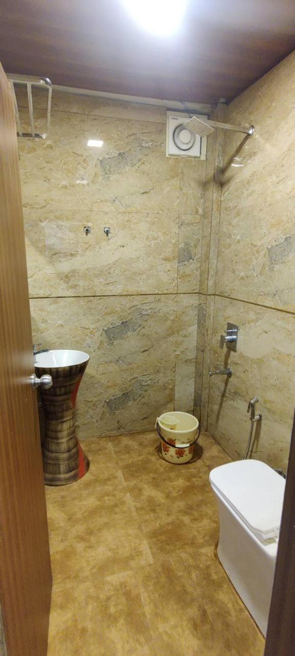 Hotel Shreeji Residency Pachmarhī Eksteriør billede